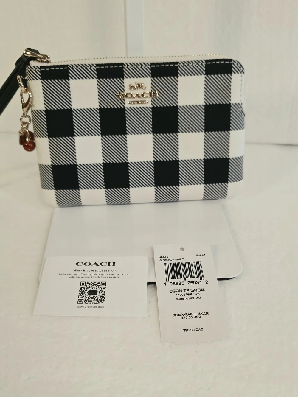 NWT Coach Gingham Corner Zip Wristlet